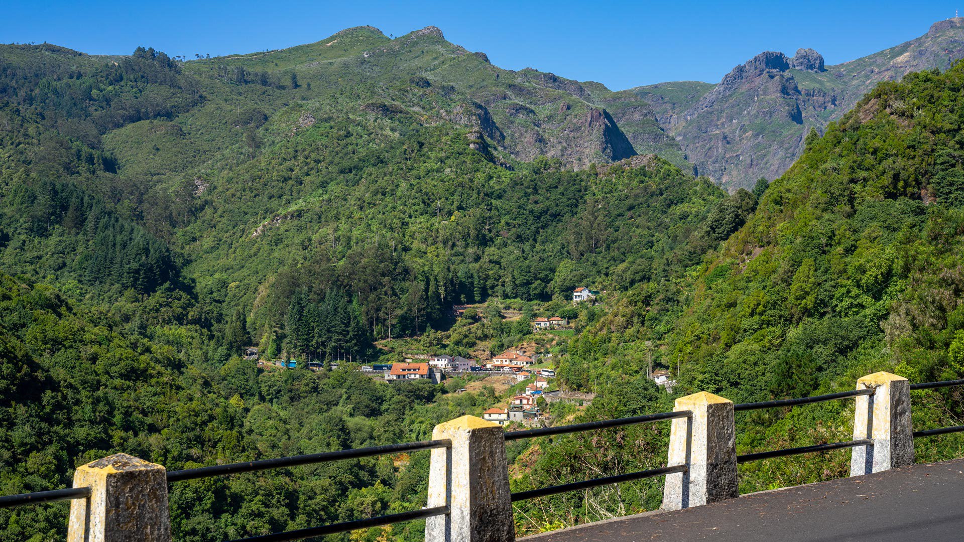 miradouro do ribeiro frio 6