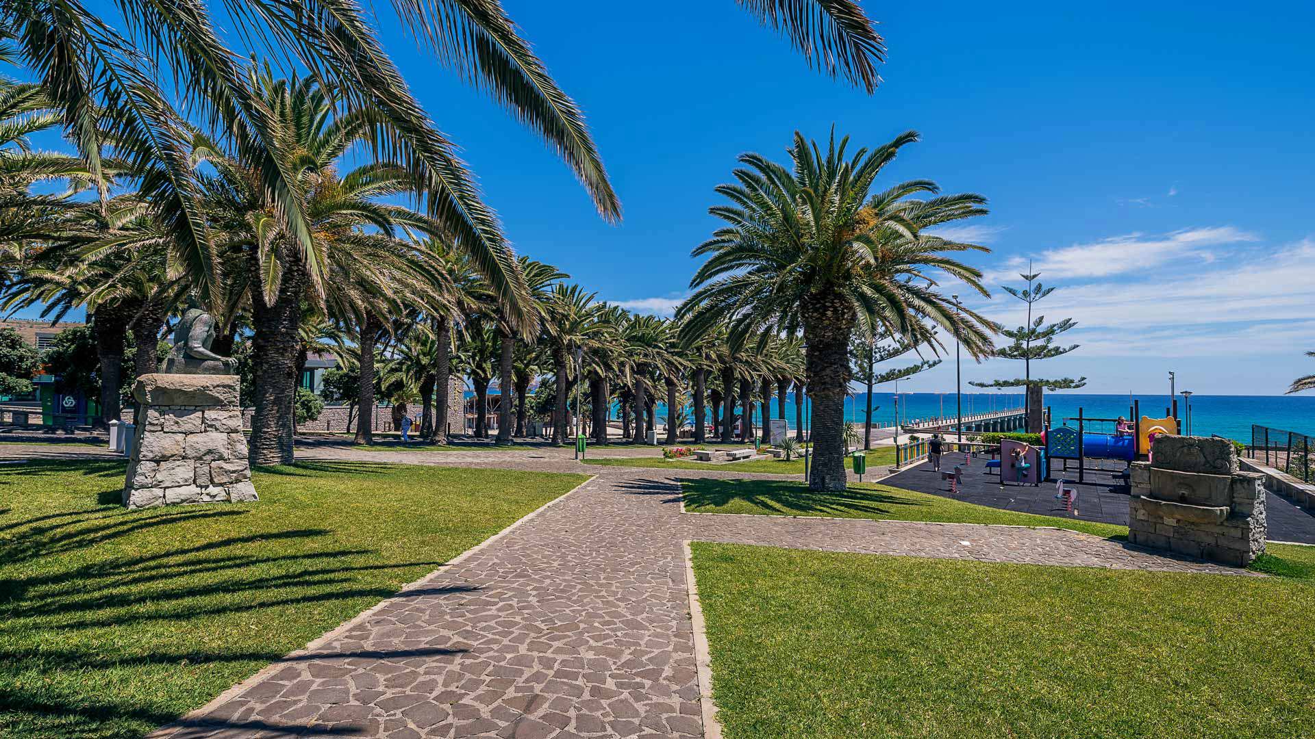 Garten Avenida Infante D. Henrique 6