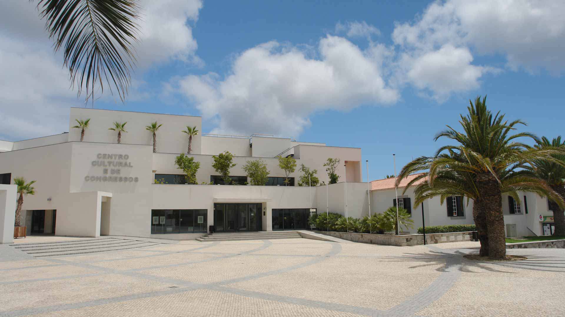 centro cultural e de congressos do porto santo 6