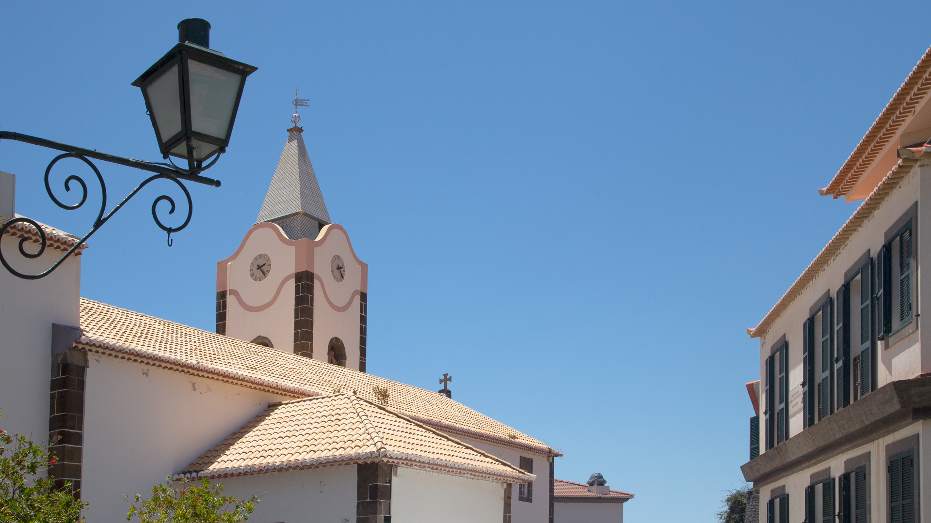 Nossa Senhora da Luz Church 5