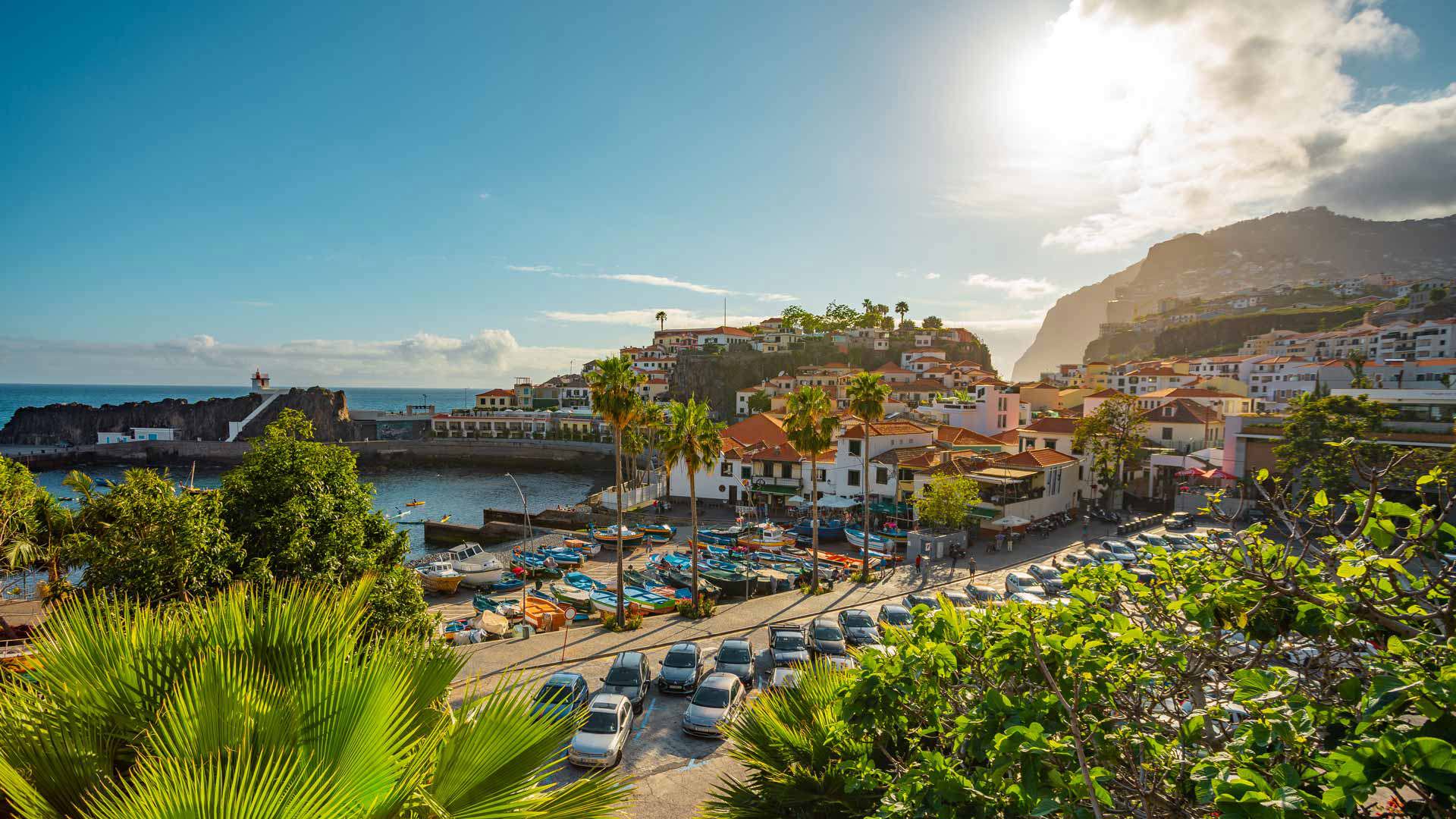 câmara de lobos bay 2